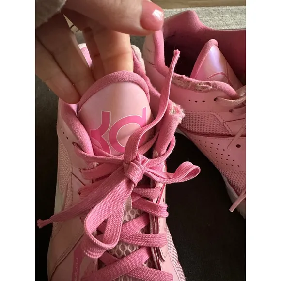 Men’s Nike KD Aunt Pearl Basketball Shoes Pink Size 12