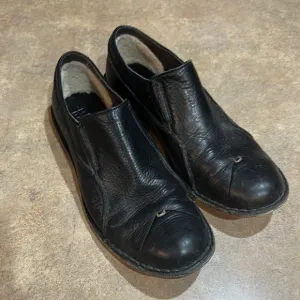 Men’s UGG black slip on shoes size 11