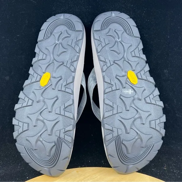 Merrell Sandals Mens Size 10 Gray Flip Flop Slides Vibram Sole Megagrip J135193