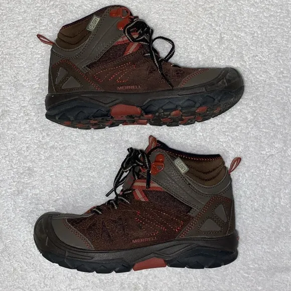 Merrill Capra mid waterproof boys hiking boot size 13