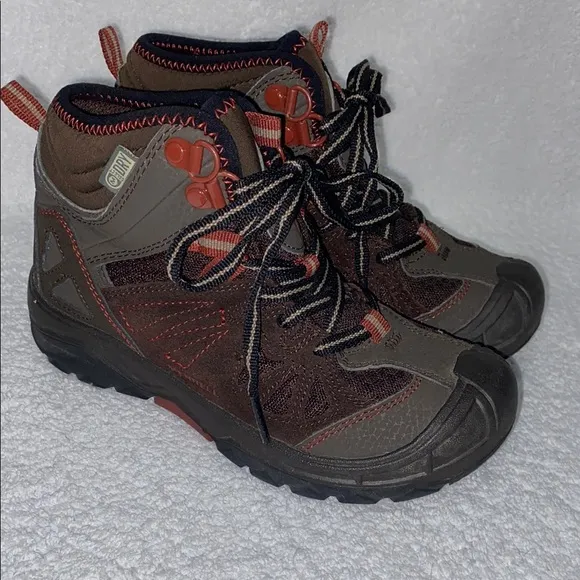 Merrill Capra mid waterproof boys hiking boot size 13