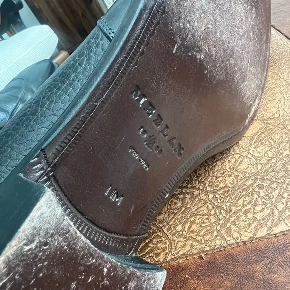 Mezlan Cadence Leather Zip Chelsea Boot Black, Size 11 M.