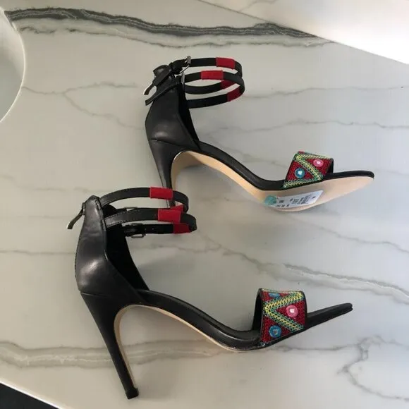 Mia Shoes Rama Colorful Stitched Black Heels Sz 9