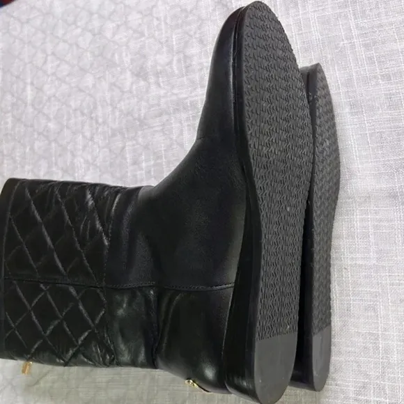 Michael Kors black leather boots size 5 1/2