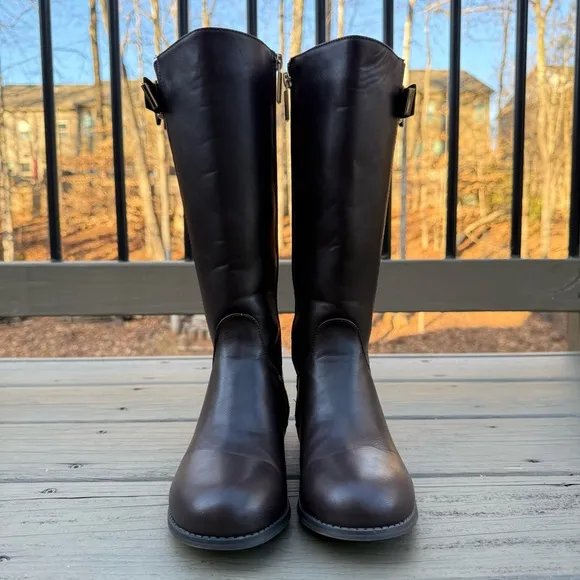 Michael Kors Emma Valley Girls Boots in Brown size 3