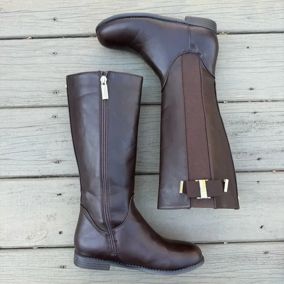 Michael Kors Emma Valley Girls Boots in Brown size 3