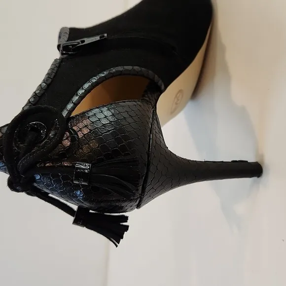 Michael Kors Open Toe Leather &amp; Suede Boot Heels Shoes SZ 8M EU 38.5M EUC NICE!
