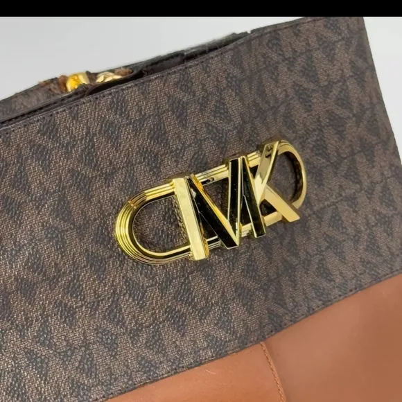 Michael Kors Parker Logo BOOTS