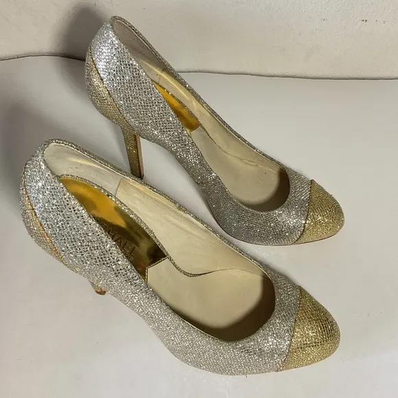 Michael Kors Sinclair‎ Gold Silver Pump Cap Toe - Size 8M Women's Shoes