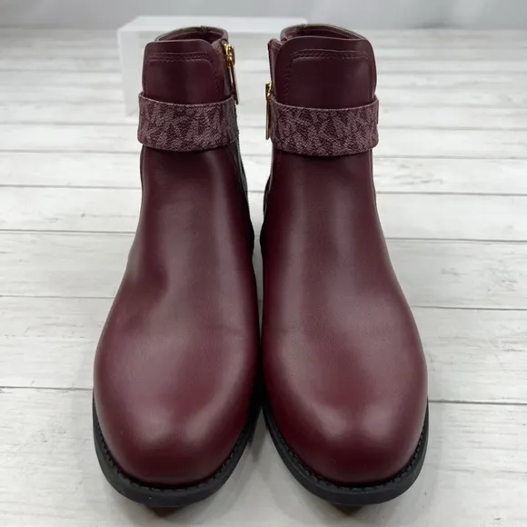 Michael Kors Women's Rory Burgundy logo  trim Ankle Boots size 10 Gold accents