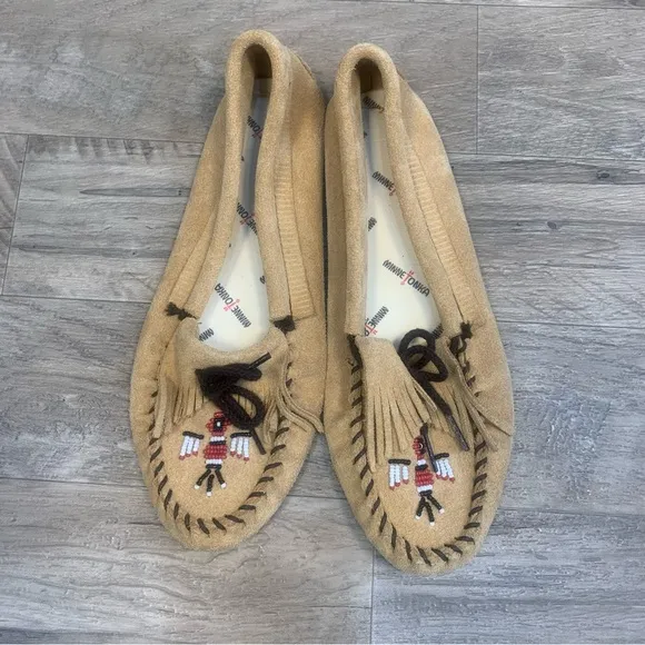 Minnetonka Thunderbird Suede Beaded Tassel Moccasin Slip On Shoes Loafers