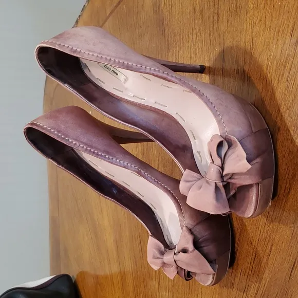 MIU MIU Napa Bow peep toe Heels