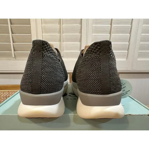 Moshn by Klogs Rise Women's Casual Shoes Size 10 Wide NIB Comfy Slip Resistant