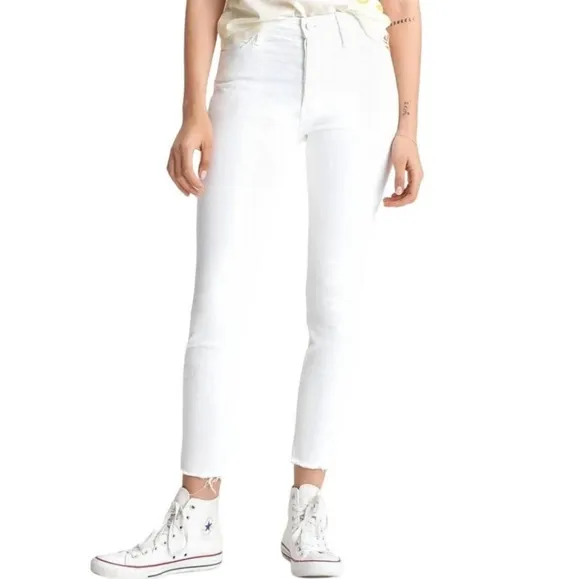Mother Stunner Ankle Fray Jeans in Fairest Of Them All Size 25