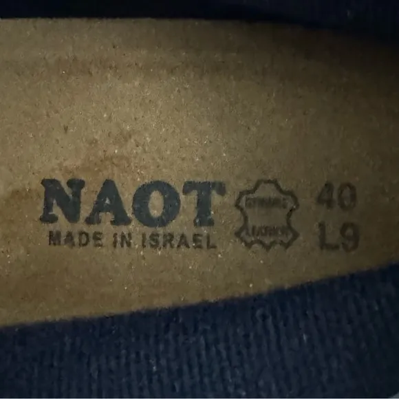 Naot Love Boot Gray Suede Lace Up Comfort Booties Ankle Boots Size 9