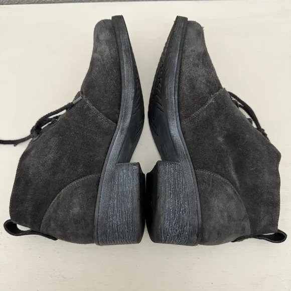 Naot Love Boot Gray Suede Lace Up Comfort Booties Ankle Boots Size 9