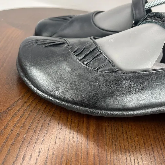 Naot Taramoa Shoes Women's 8 Black Leather Mary Jane Comfort Slip On Flat