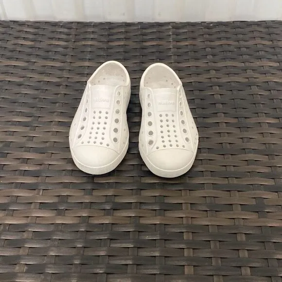 Native Jeffersons shoes children’s size 7