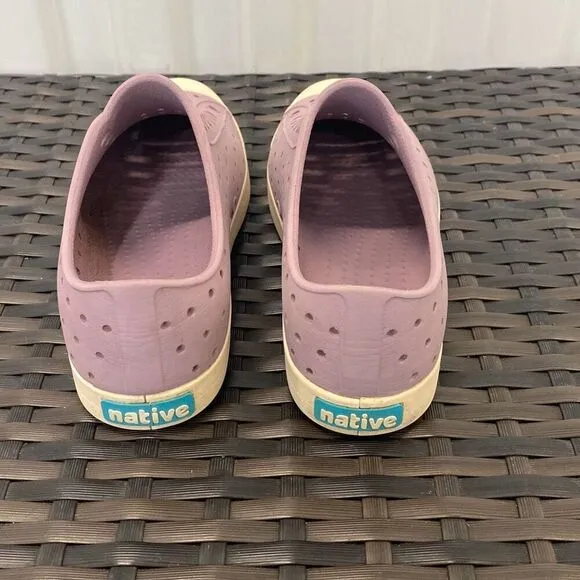 Native Jeffersons shoes, kid size junior 2