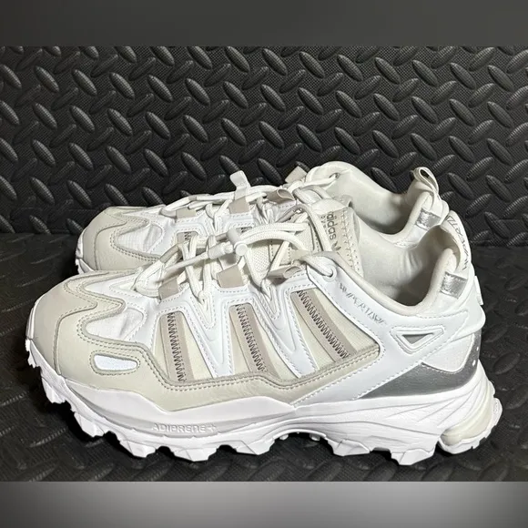 New Adidas Originals Hyperturf Cloud White Silver Shoes Mens Size 10.5