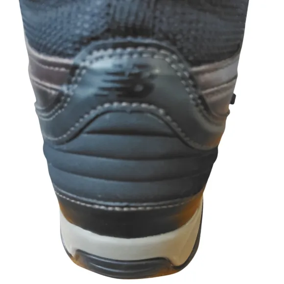 New Balance 1400 v Trail Walking Boots‎ sz 9