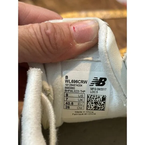 New Balance 696 Series White Leather Lace Up Sneaker Shoes Size 9