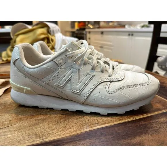 New Balance 696 Series White Leather Lace Up Sneaker Shoes Size 9