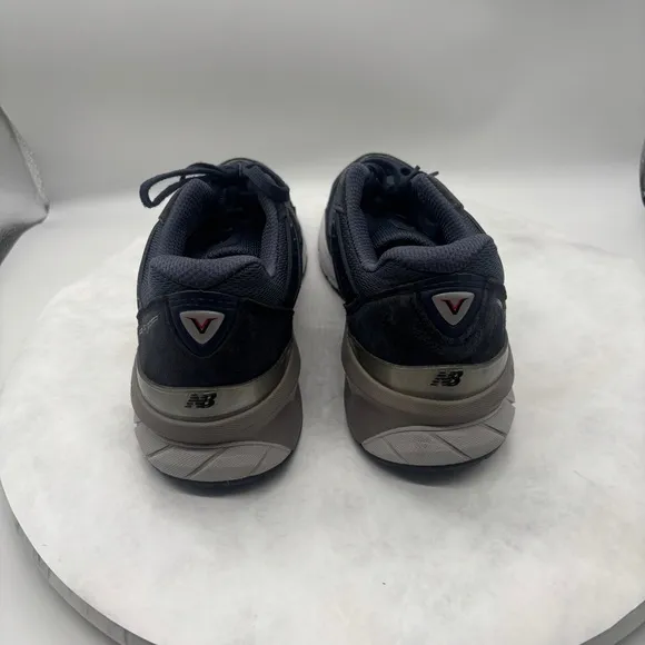 New Balance 990V5 made in USA Blue Athletic Shoes with Mesh Upper Size 10.5
