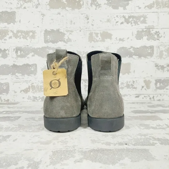 New Born Shane Gray Suede Comfort Chelsea Ankle Boots C124