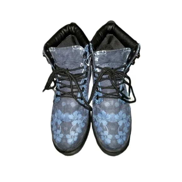 NEW Dolphin Theme Boots