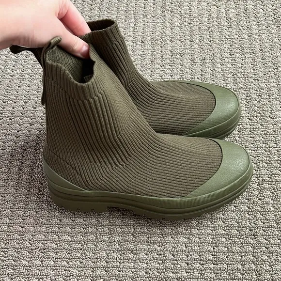 New Everlane Utility Reknit Army Green Sock Boot