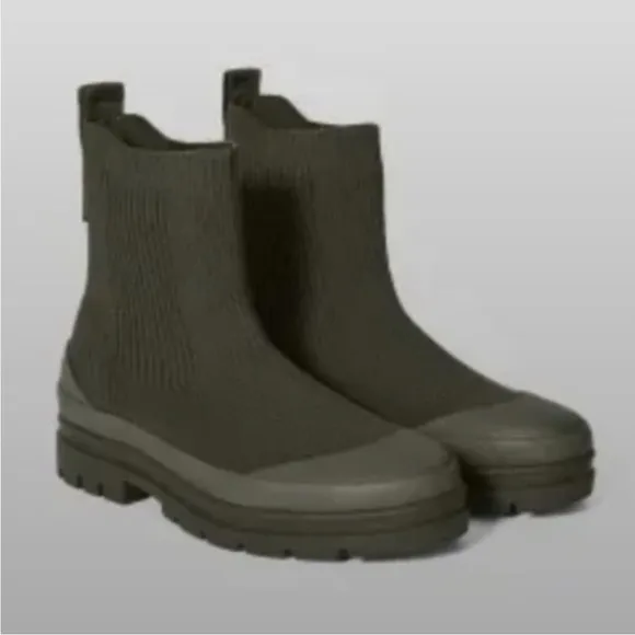 New Everlane Utility Reknit Army Green Sock Boot