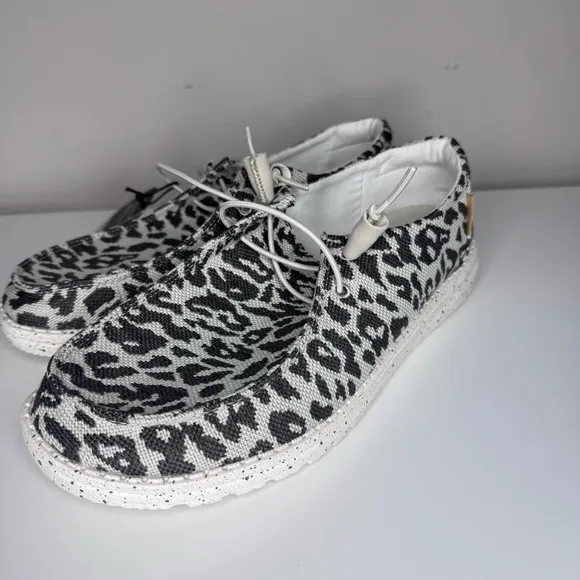 NEW Hey Dude Wendy Woven Cheetah Print Canvas Shoes