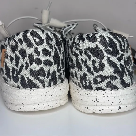 NEW Hey Dude Wendy Woven Cheetah Print Canvas Shoes