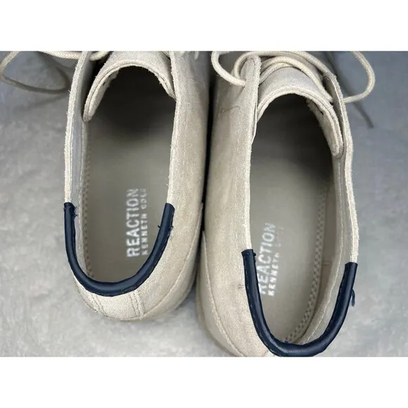 New In Box - Men's Size 12 Chukka Boot- Sand Suede with Blue sole