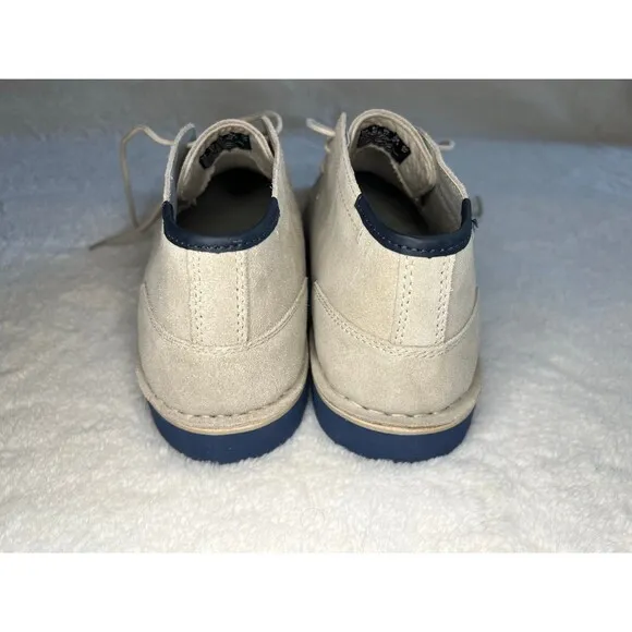 New In Box - Men's Size 12 Chukka Boot- Sand Suede with Blue sole