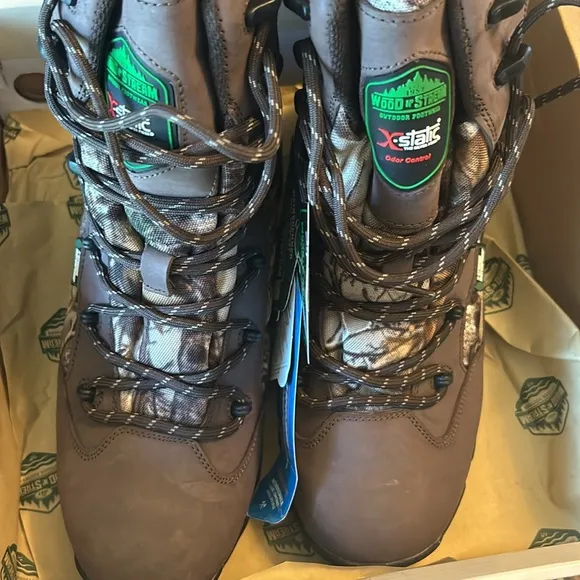 New in Box Wood N' Stream Men's Gunner Camo Hunting Boots size 9