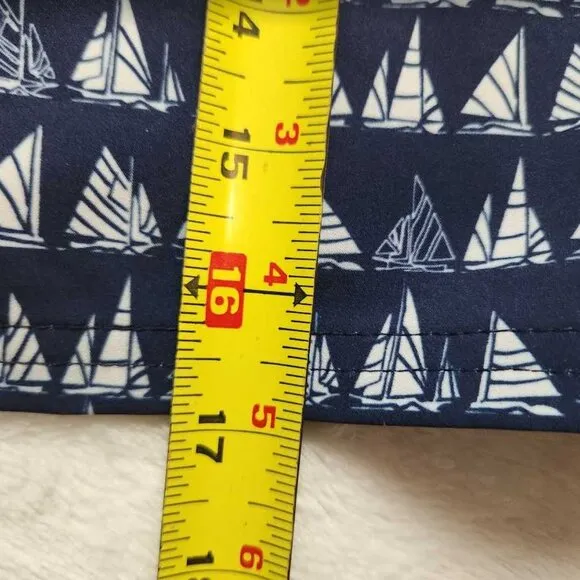 New men's XL Vineyard Vines 5&quot; printed Chappy swim trunks Boat Parade navy short