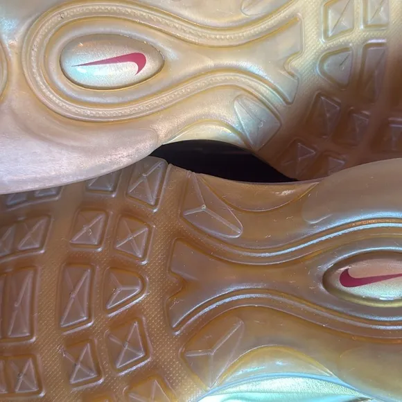 New Metallic Gold Nike Air Max 97 QS Olympic Triple Gold Shoes (Beautiful Shoe)