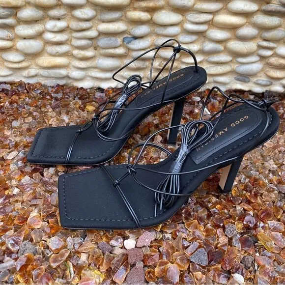 New (NIB): Good American Caged Slanted Sandals in Neoprene Black size 7.5