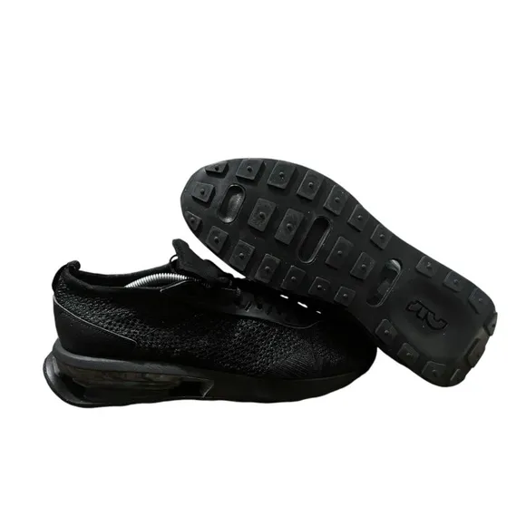NEW Nike Air Max Flyknit Racer Mens Triple Black Shoes