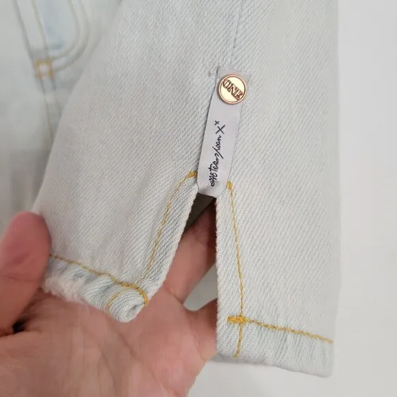 NEW One Teaspoon Brando 2020 Mini Distressed Light Wash Denim Button Fly Skirt