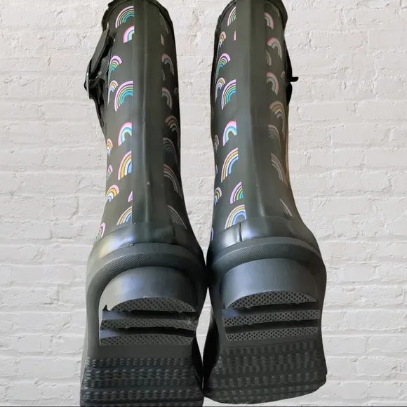 NEW Rainbow Mid Calf Rain Gardening Boots, Size 6