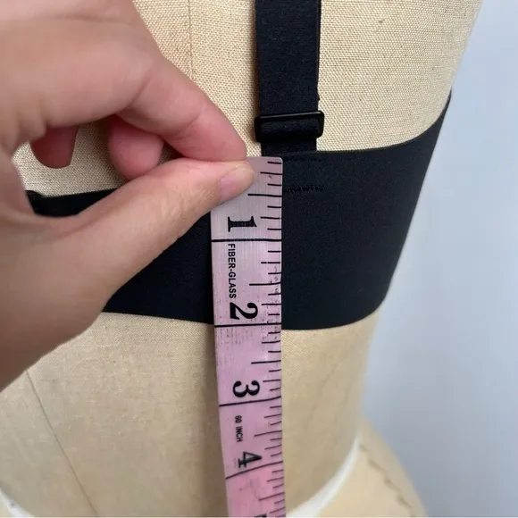 NEW Skims Naked Plunge Onyx Black Bra Style BR-PLG-1885 Size XL