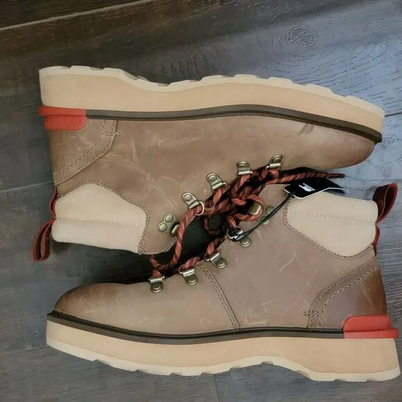 NEW Sorel Hi Line Hiker Boots Womens 9 Beige Outdoors Comfort Rugged