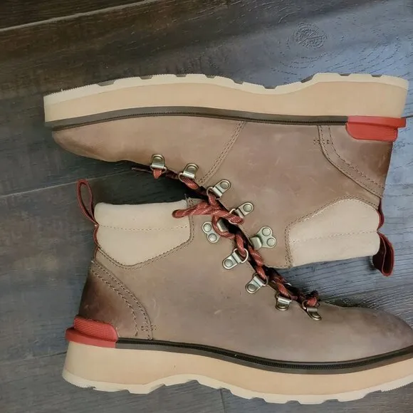 NEW Sorel Hi Line Hiker Boots Womens 9 Beige Outdoors Comfort Rugged