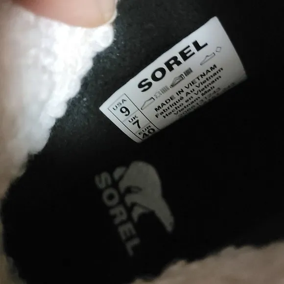 NEW Sorel Out N About IV Chillz Boots Womens 9 Winter Comfort Cozy Outdoors Reta