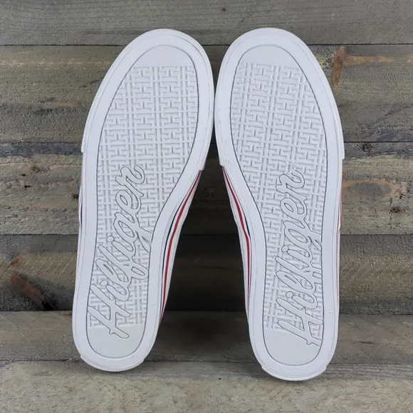 NEW  Tommy Hilfiger Women's Casual Slip On Shoes