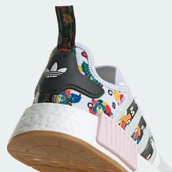 [NEW] Women's adidas NMD_R1 Shoes White GW0563