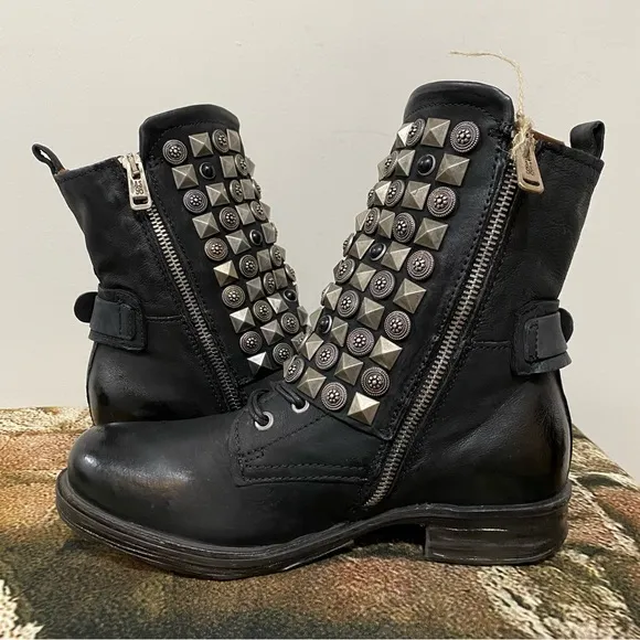 NIB AS98 Black Heavy Studded Boots Size 39
